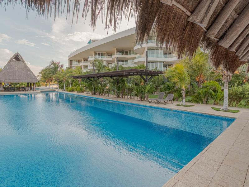 Penthouse Coral Blu